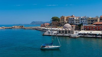Lucia Hotel