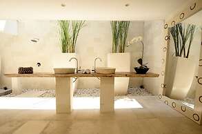 OAZIA Spa Villas Bali