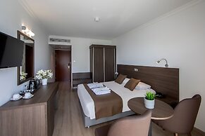 Kapetanios Limassol Hotel