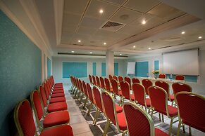 Kapetanios Limassol Hotel