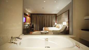 Crowne Plaza Kochi by IHG