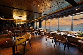 Crowne Plaza Kochi by IHG