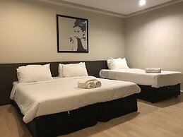 Paragon Inn