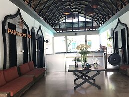 Paragon Inn
