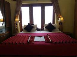 Beach Florra Inn
