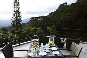 Hunas Falls Hotel