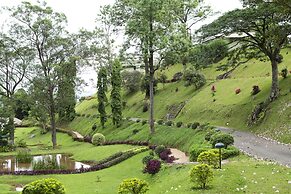 Hunas Falls Hotel