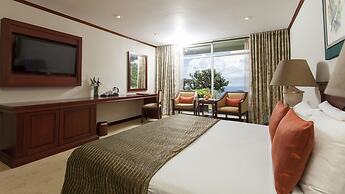 Hunas Falls Hotel