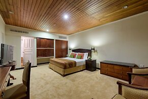Hunas Falls Hotel