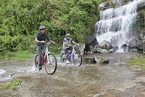 Hunas Falls Hotel