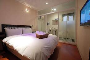 Happiness Inn