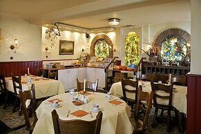 Hotel - Restaurant In den Hoof