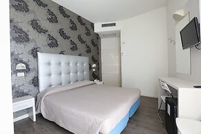 Daniel's Hotel