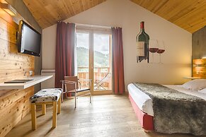 Anova Hotel & Spa