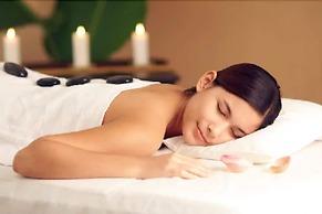 Anova Hotel & Spa