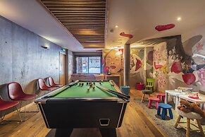 Anova Hotel & Spa