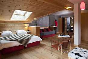Anova Hotel & Spa