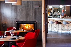 Anova Hotel & Spa