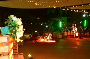 Indismart Woodbourne Resort