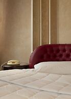 Dream Hotel