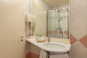 Dream Hotel