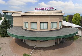 Dream Hotel