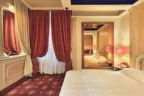 Dream Hotel