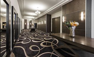 Imperia Hotel & Suites Terrebonne