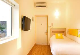 Bloomrooms @ Link Road