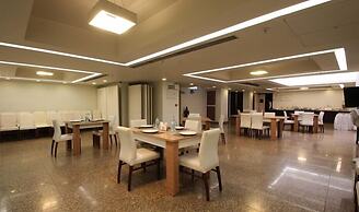 Hotel Ivory 32