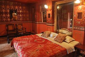 Hotel Bhairon Vilas