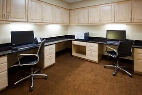 Hampton Inn & Suites Minot Airport