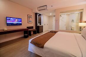 Harolds Hotel CEBU