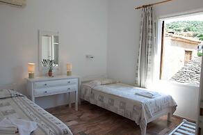 Mirto Apartments