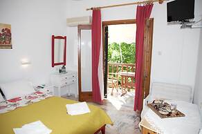 Mirto Apartments