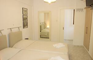 Mirto Apartments