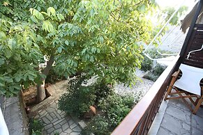 Mirto Apartments
