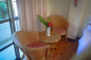 Bonny Hotel