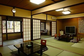 Futarishizuka Hakuun
