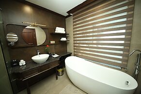 Ninh Binh Legend Hotel