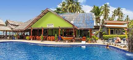 Lanta New Beach Bungalows