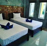 Lanta New Beach Bungalows