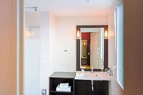Seven Urban Suites Nantes Centre