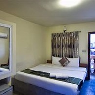 G Eleven Hotel