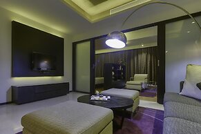 Davanam Sarovar Portico Suites Bengaluru