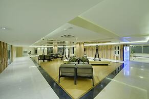 Davanam Sarovar Portico Suites Bengaluru