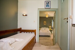 Studios Naxos