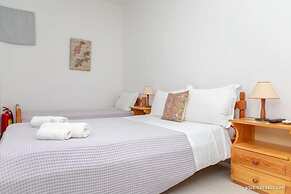 Studios Naxos