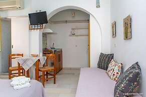 Studios Naxos