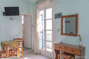 Studios Naxos